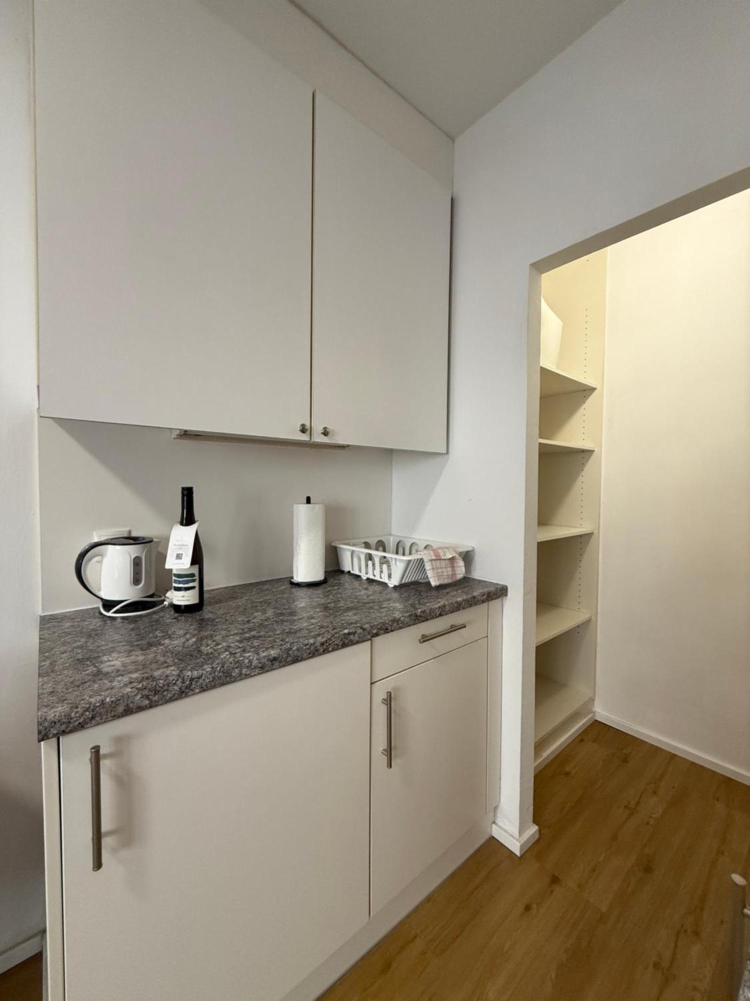 Urban Stay Apartments Wenen Kamer foto