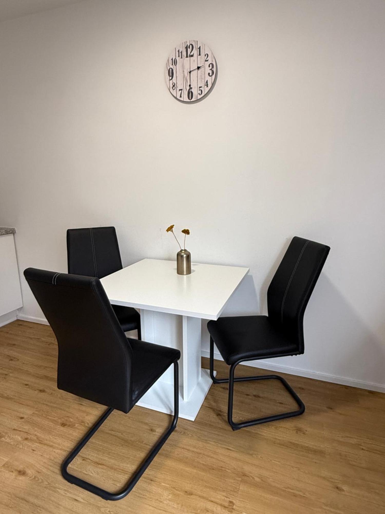 Urban Stay Apartments Wenen Kamer foto